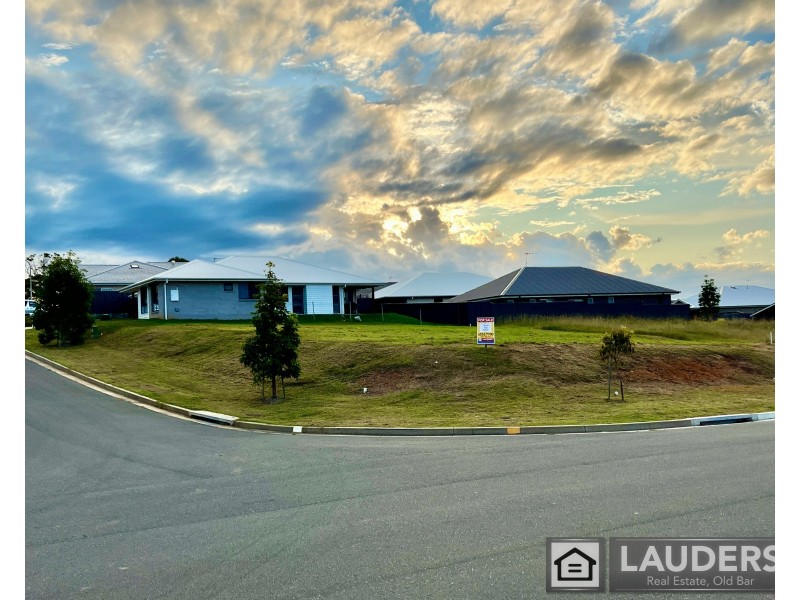 1 Ondaroo Crest, Old Bar NSW 2430