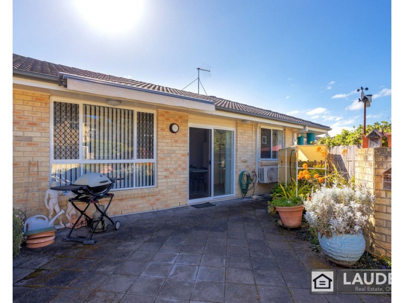 2/6 Bryan Street, Old Bar NSW 2430