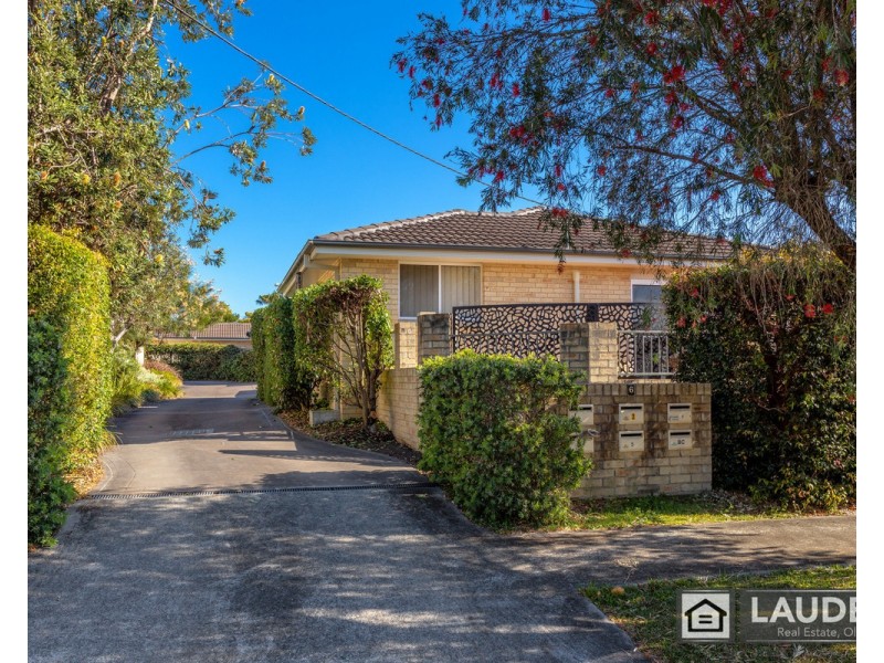 2/6 Bryan Street, Old Bar NSW 2430