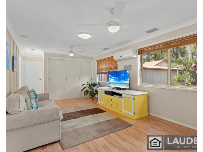 5 Sarah Close, Old Bar NSW 2430