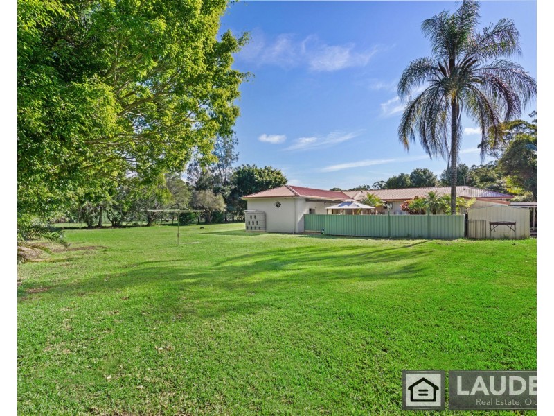 5 Sarah Close, Old Bar NSW 2430