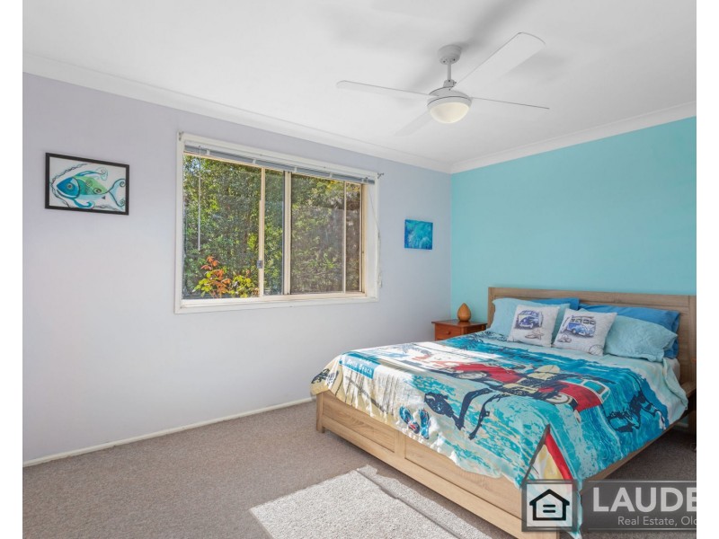 5 Sarah Close, Old Bar NSW 2430