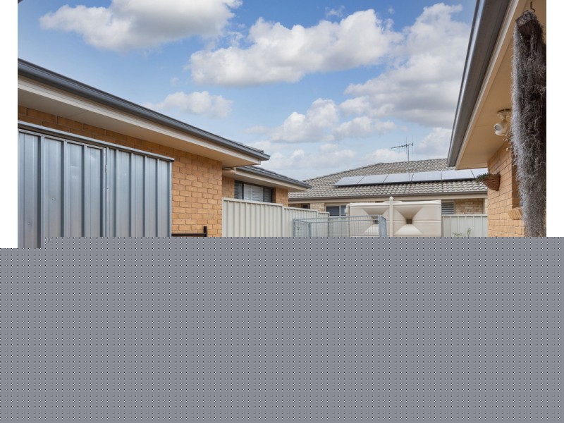 17 Flagtail Avenue, Old Bar NSW 2430