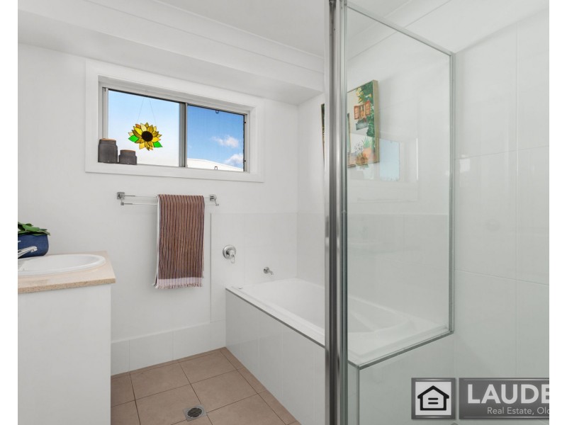 54 Albatross Way, Old Bar NSW 2430