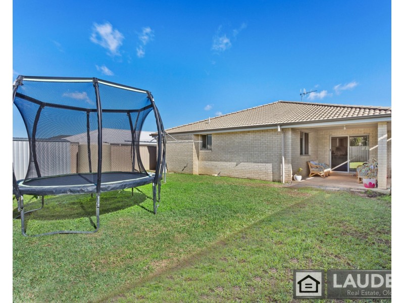 54 Albatross Way, Old Bar NSW 2430
