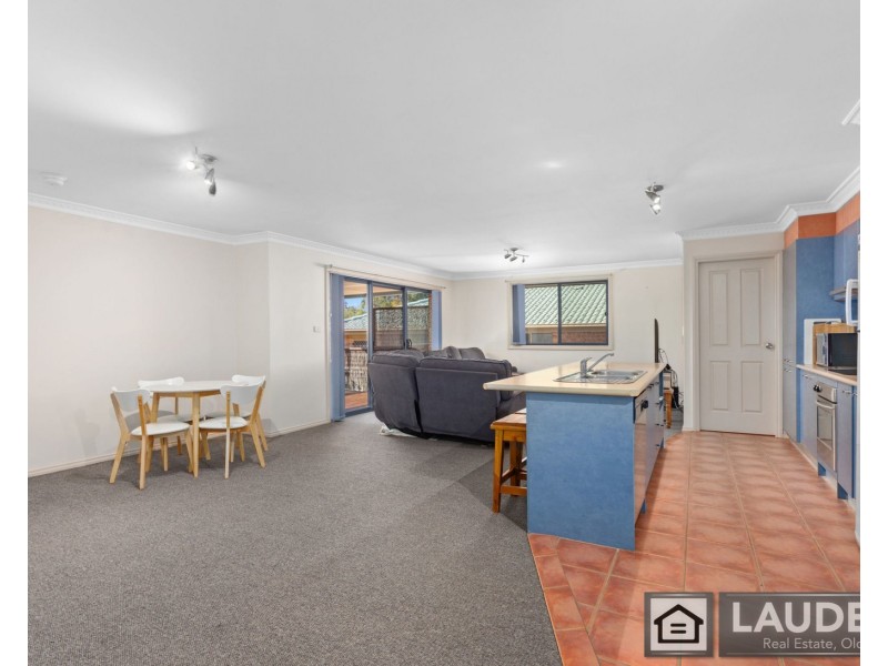 2/3 Ivy Crescent, Old Bar NSW 2430
