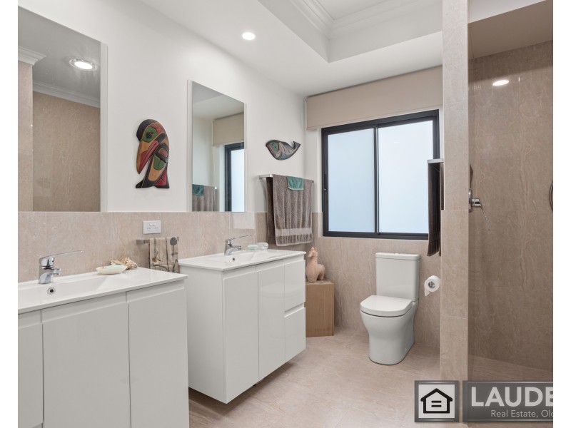 14 Viewmont Way, Old Bar NSW 2430