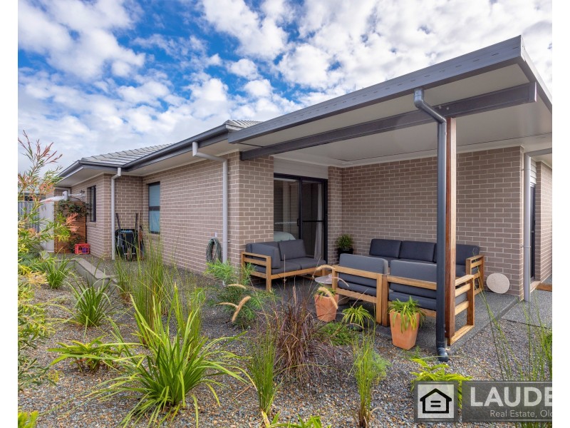 14 Viewmont Way, Old Bar NSW 2430