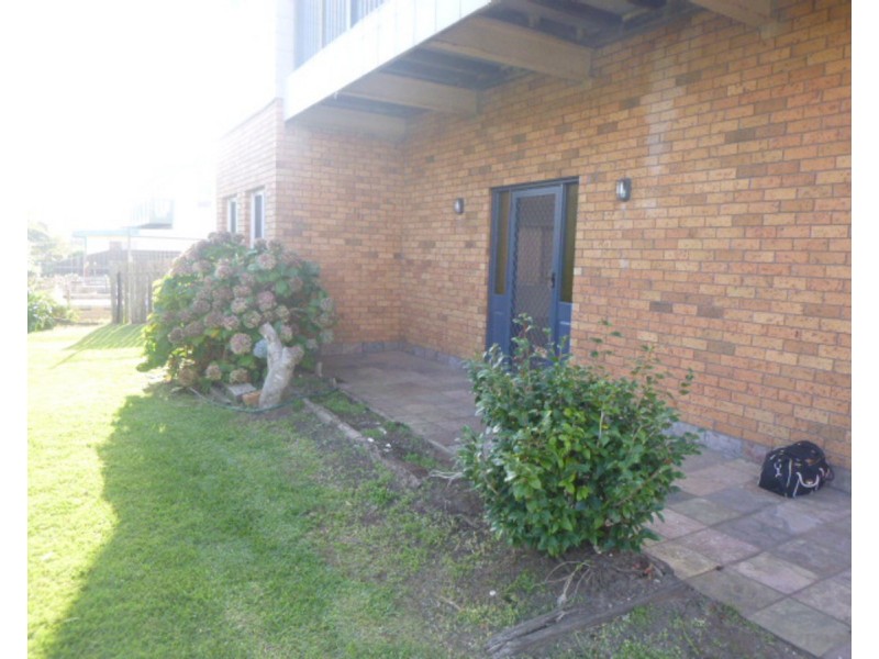 9B Kolang Street, Old Bar NSW 2430