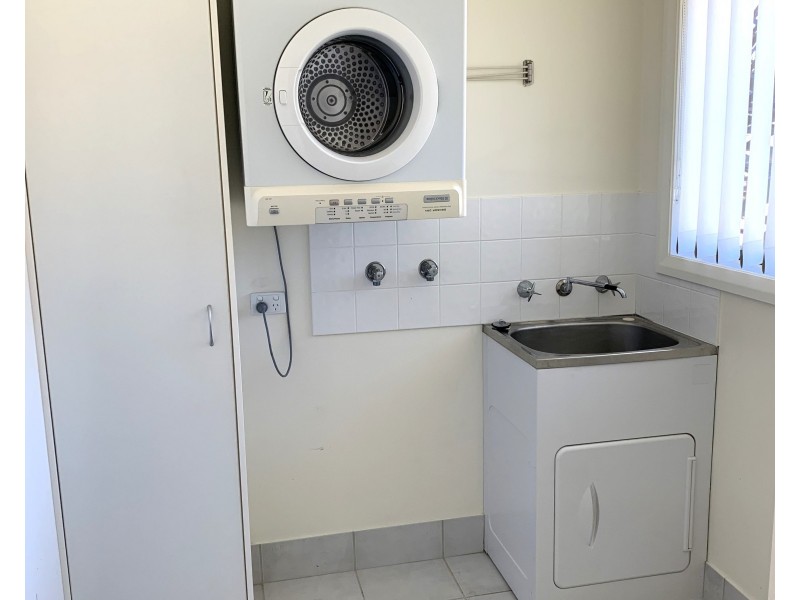 32b Ivy Crescent, Old Bar NSW 2430