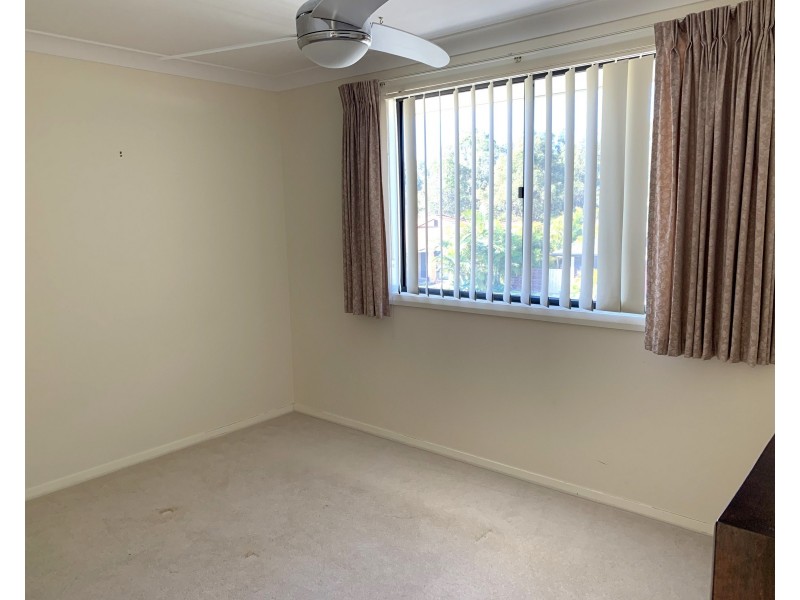 32b Ivy Crescent, Old Bar NSW 2430