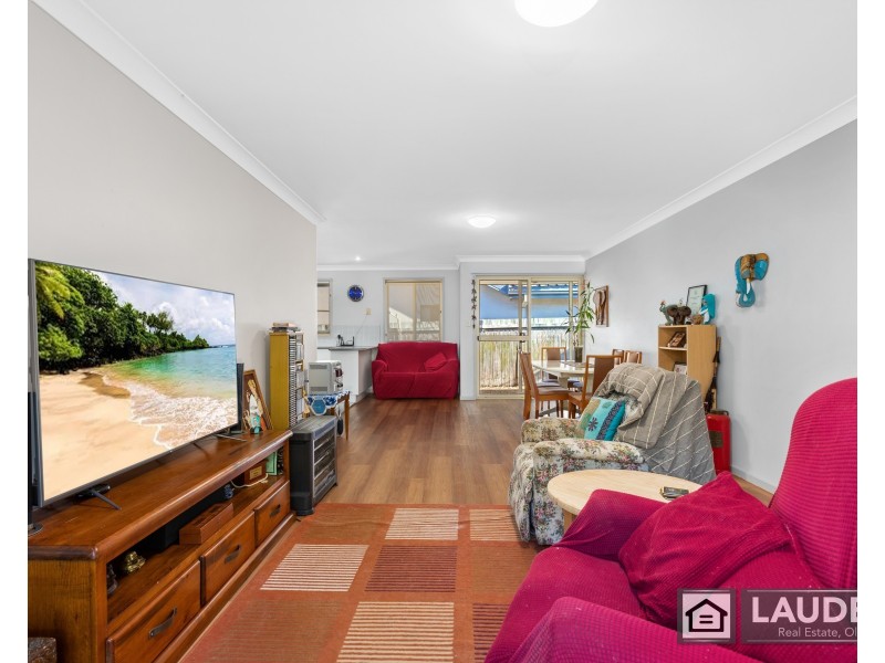 4/13 Connell Street, Old Bar NSW 2430