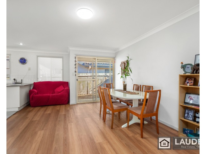 4/13 Connell Street, Old Bar NSW 2430