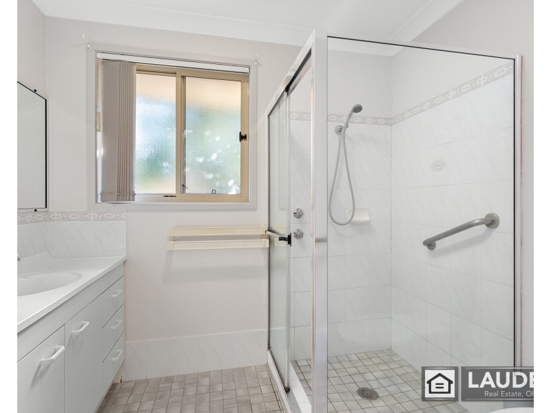 4/13 Connell Street, Old Bar NSW 2430