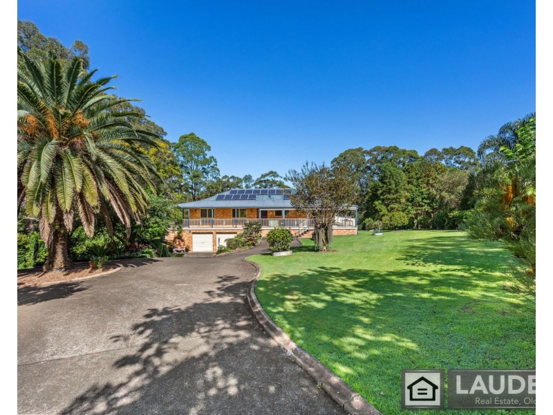 6 Voss Place, Mitchells Island NSW 2430