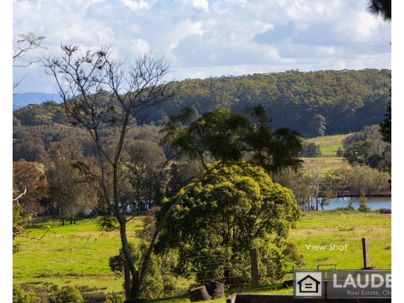 6 Voss Place, Mitchells Island NSW 2430