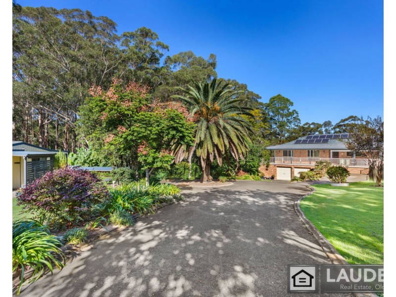 6 Voss Place, Mitchells Island NSW 2430