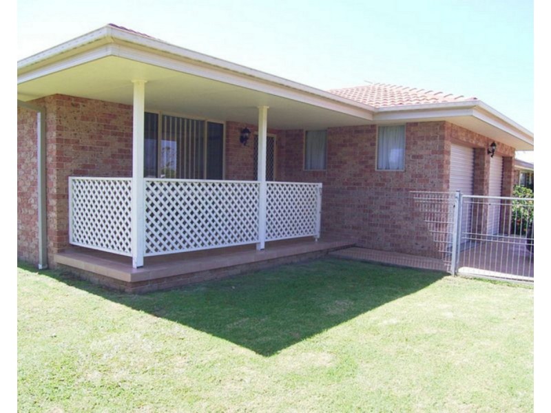 23 Wyden Street, Old Bar NSW 2430