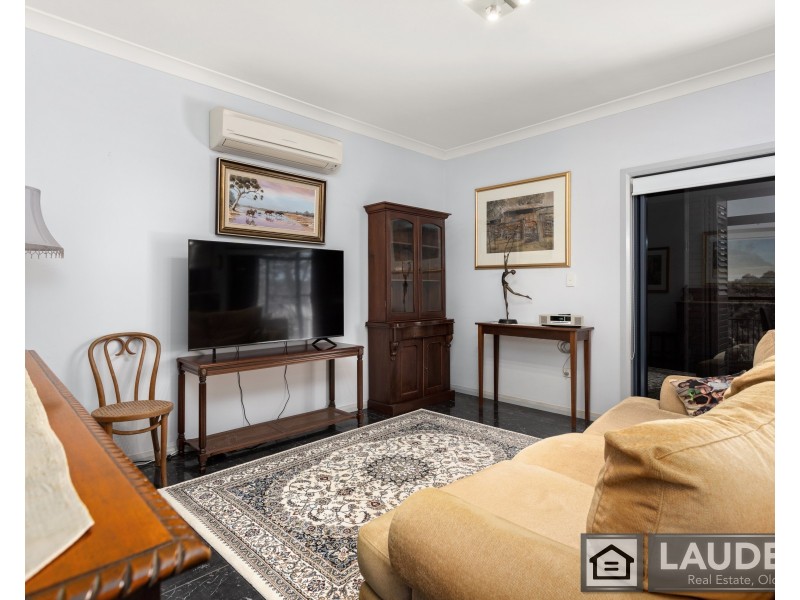 24 Jonnel Heights Place, Pampoolah NSW 2430