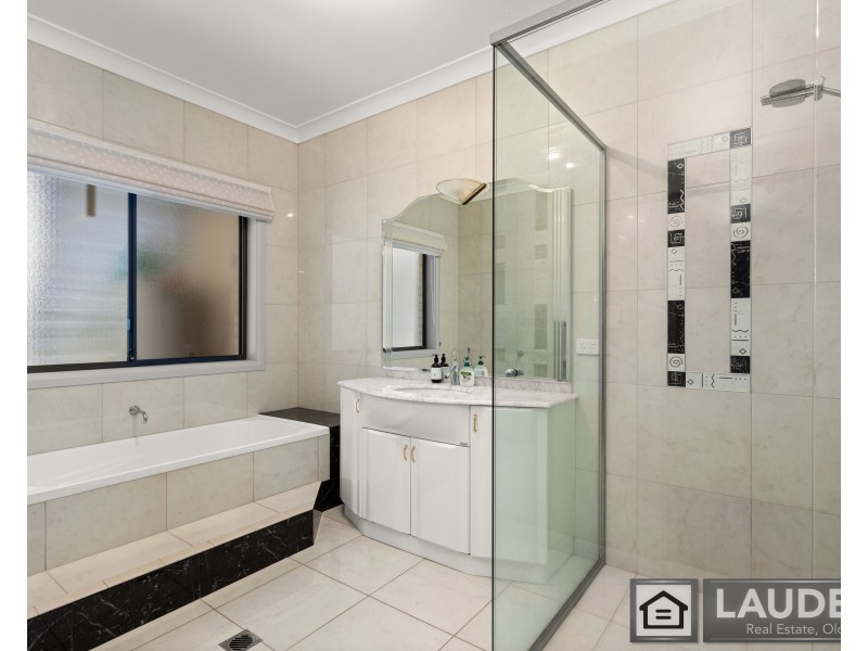 24 Jonnel Heights Place, Pampoolah NSW 2430