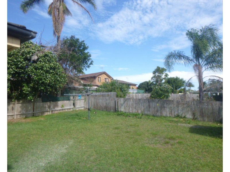 3 Kestrel Avenue, Old Bar NSW 2430