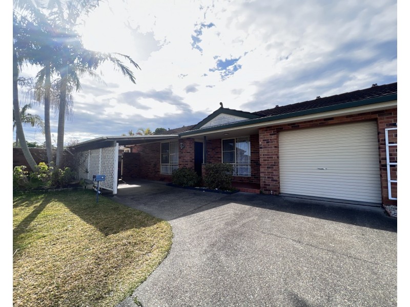 2/58A Waterman Street, Old Bar NSW 2430
