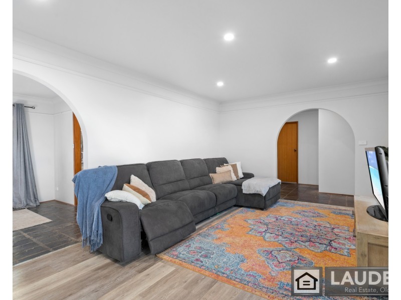 11 Cross Street, Old Bar NSW 2430