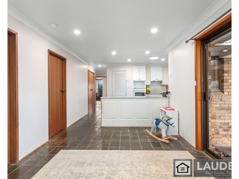11 Cross Street, Old Bar NSW 2430