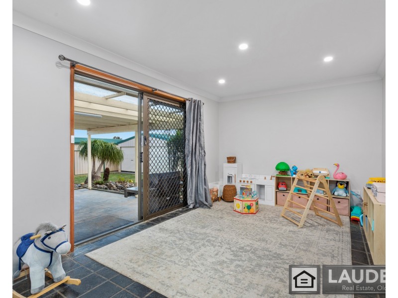 11 Cross Street, Old Bar NSW 2430