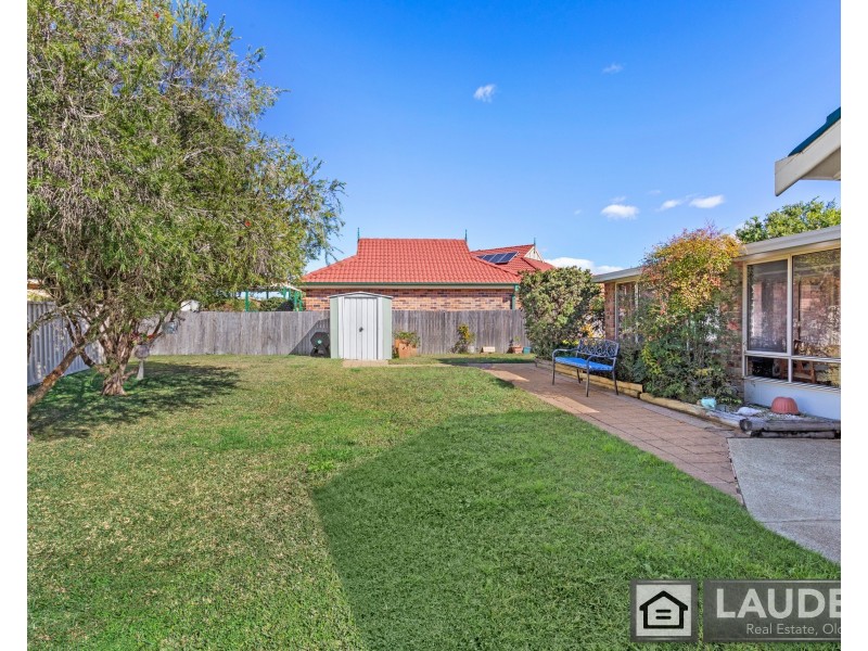 8 Silkyash Close, Old Bar NSW 2430