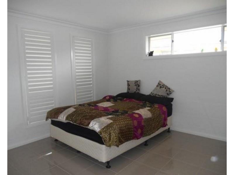 33 Bluehaven Drive, Old Bar NSW 2430