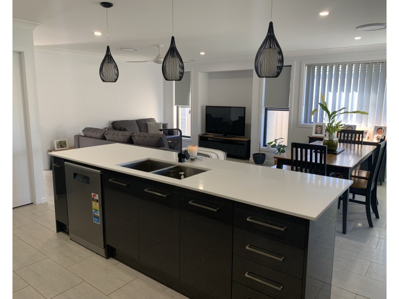 64 Albatross Way, Old Bar NSW 2430