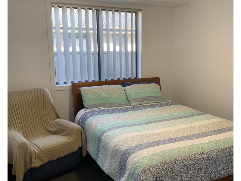 64 Albatross Way, Old Bar NSW 2430