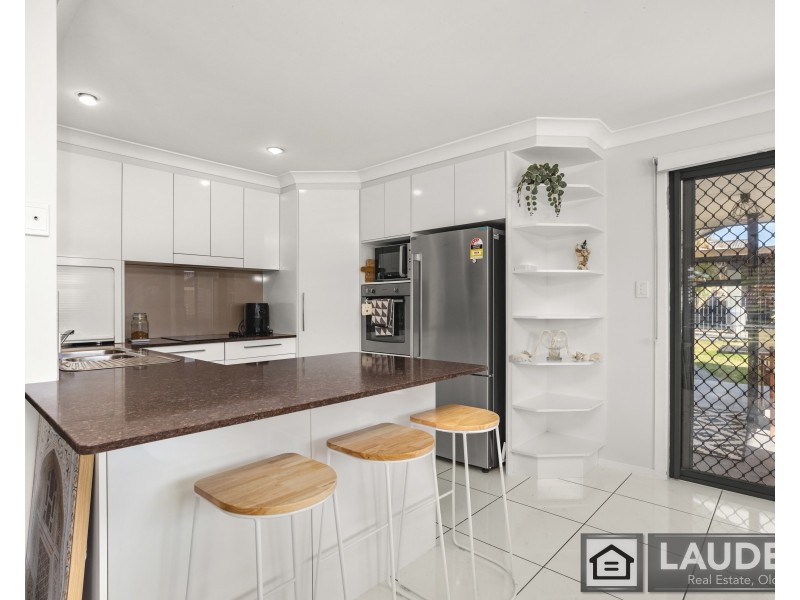 10 Ivy Crescent, Old Bar NSW 2430