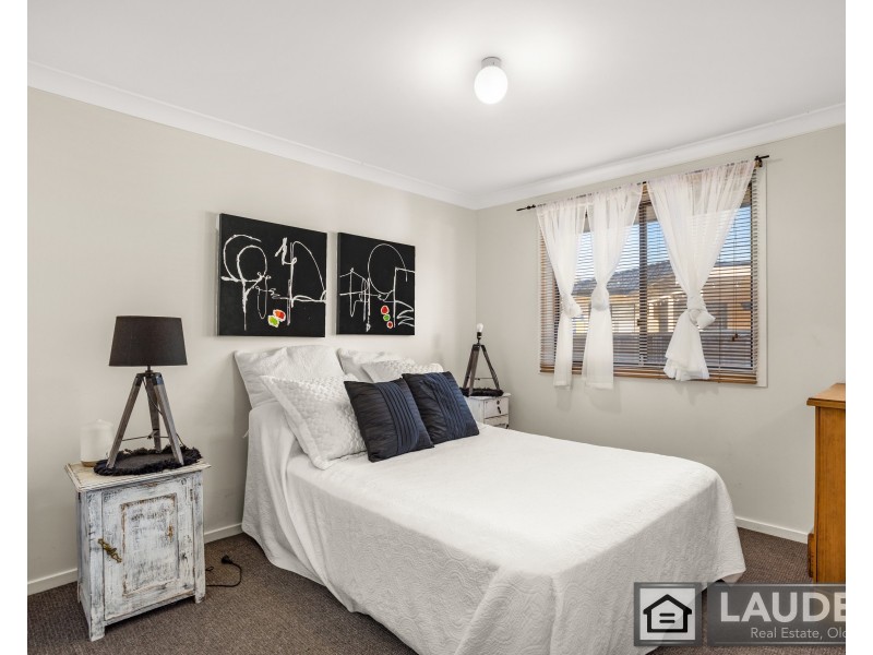 10 Ivy Crescent, Old Bar NSW 2430