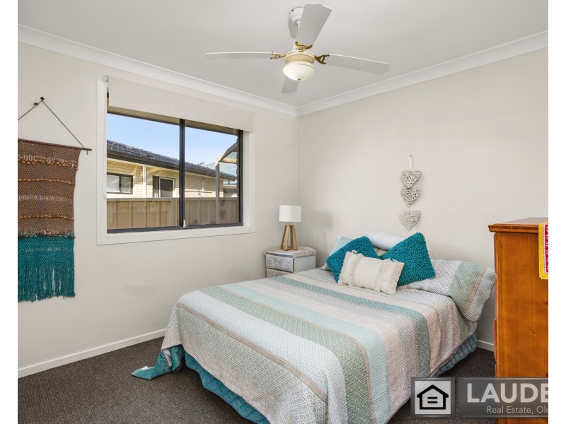 10 Ivy Crescent, Old Bar NSW 2430