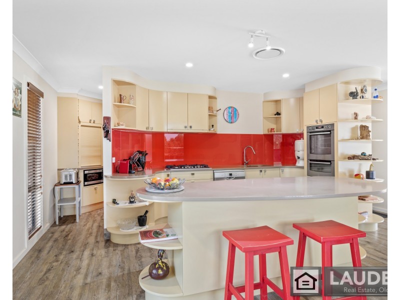 132 Heron Road, Old Bar NSW 2430