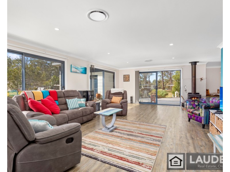132 Heron Road, Old Bar NSW 2430