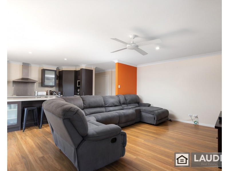 38 Ivy Crescent, Old Bar NSW 2430