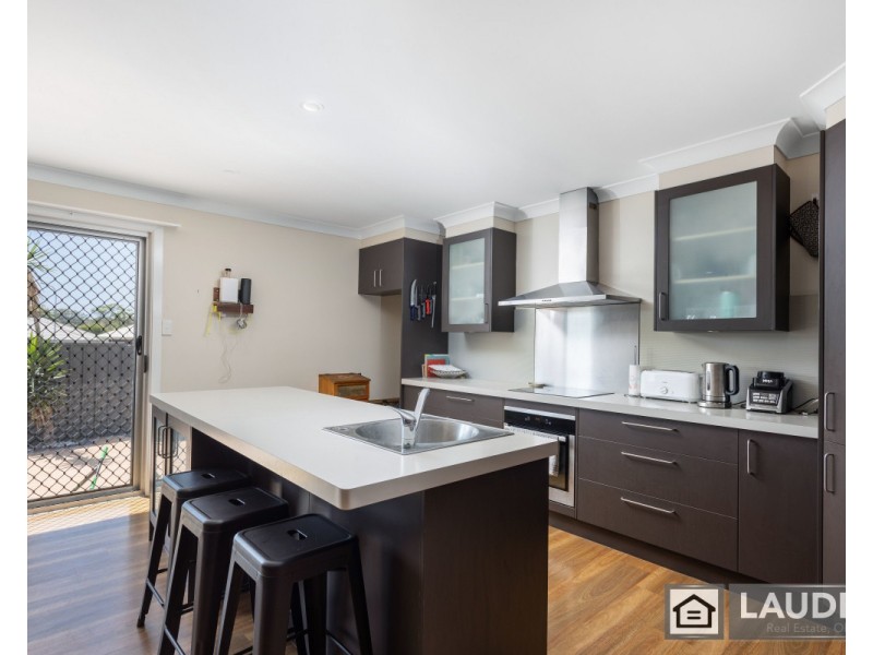 38 Ivy Crescent, Old Bar NSW 2430