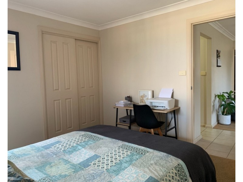 2/11 Rosier Place, Old Bar NSW 2430