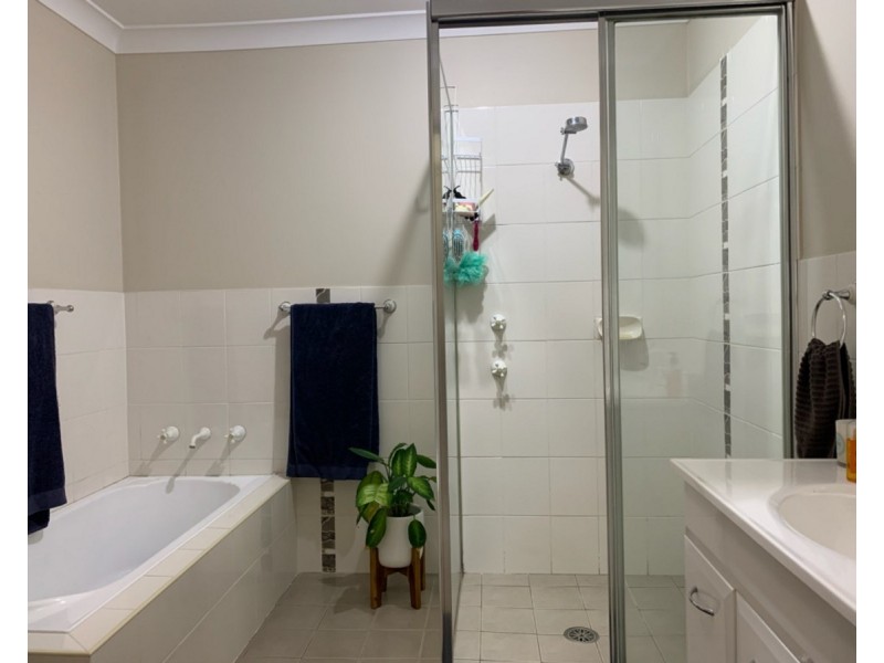 2/11 Rosier Place, Old Bar NSW 2430