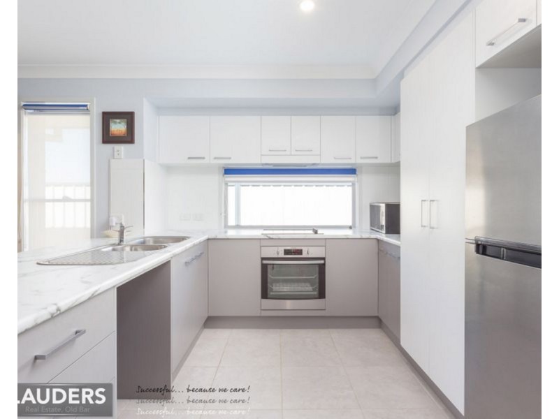 40B Bluehaven Drive, Old Bar NSW 2430