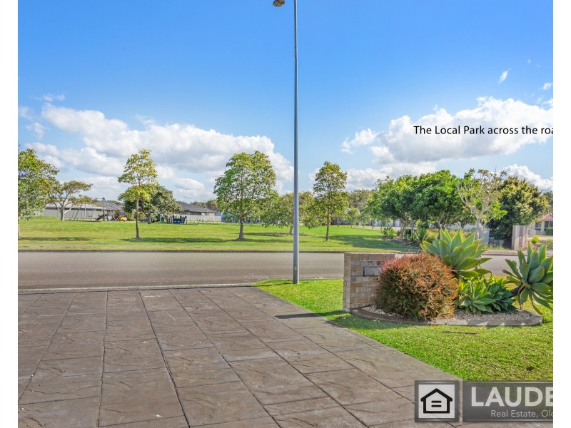 29 Bluehaven Drive, Old Bar NSW 2430