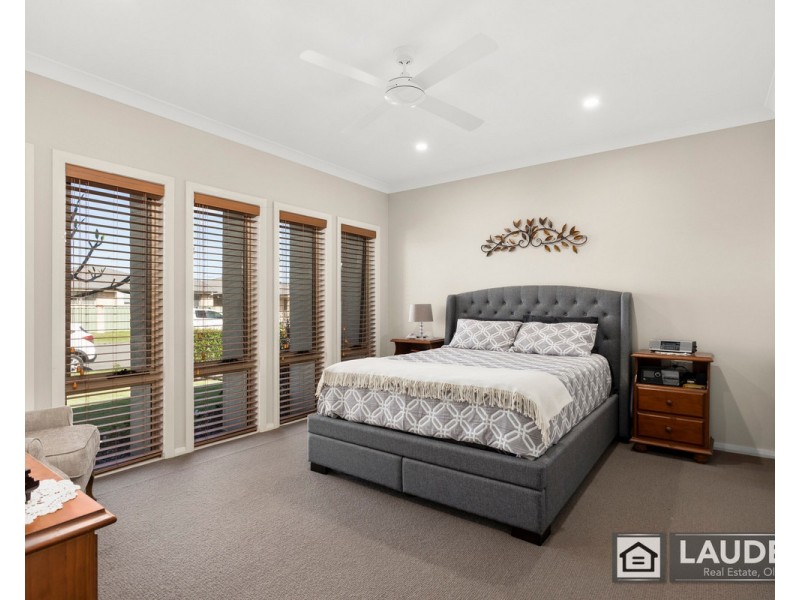 60 Bluehaven Drive, Old Bar NSW 2430