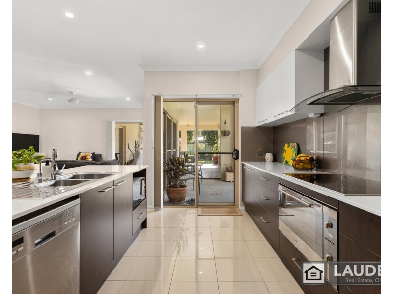 60 Bluehaven Drive, Old Bar NSW 2430