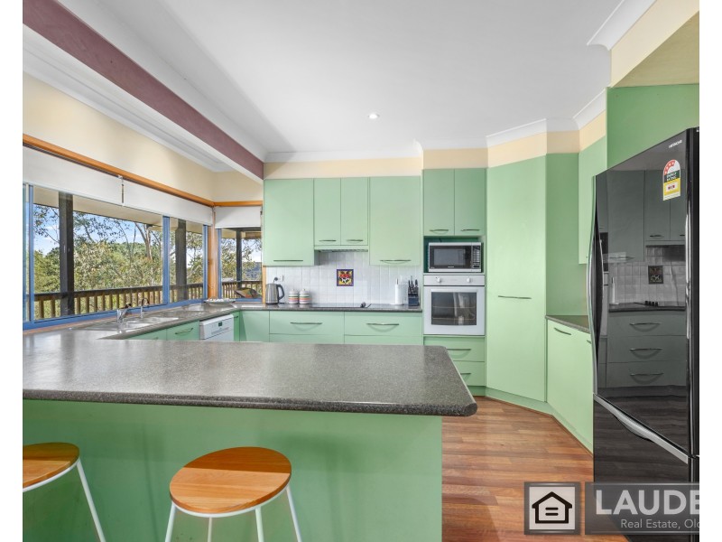 4 Scotts Road, Mitchells Island NSW 2430