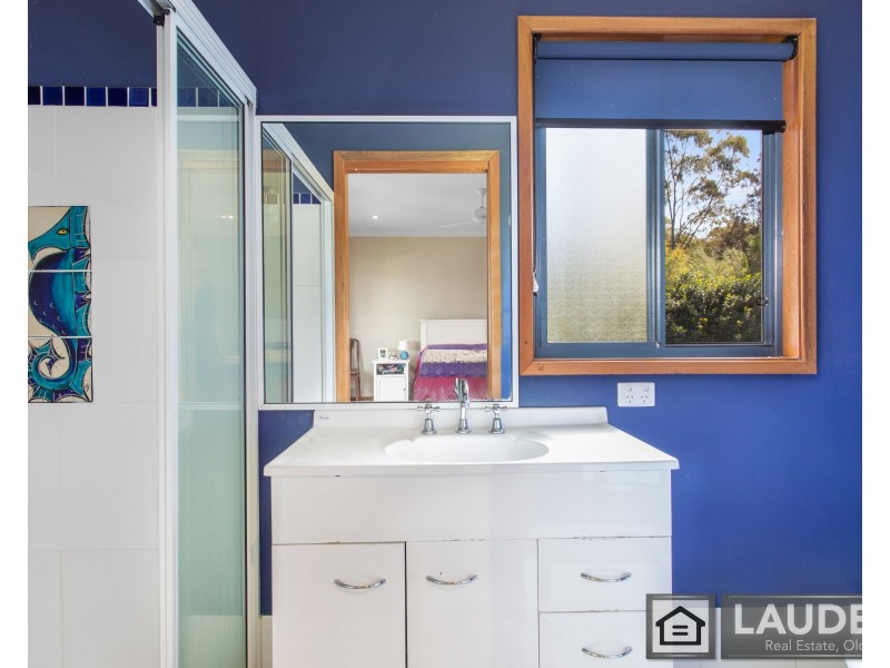 4 Scotts Road, Mitchells Island NSW 2430