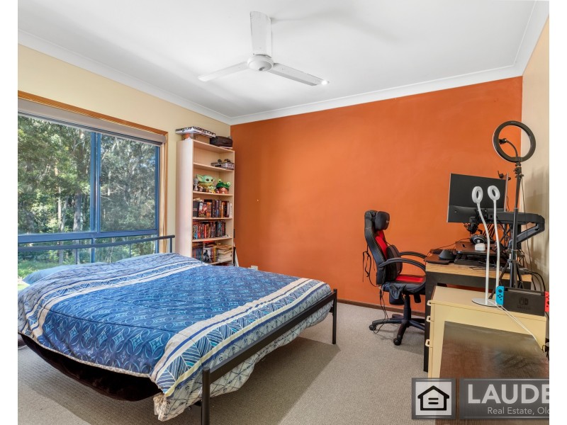 4 Scotts Road, Mitchells Island NSW 2430
