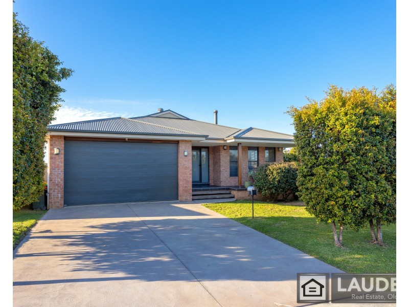 13 Banyula Drive, Old Bar NSW 2430